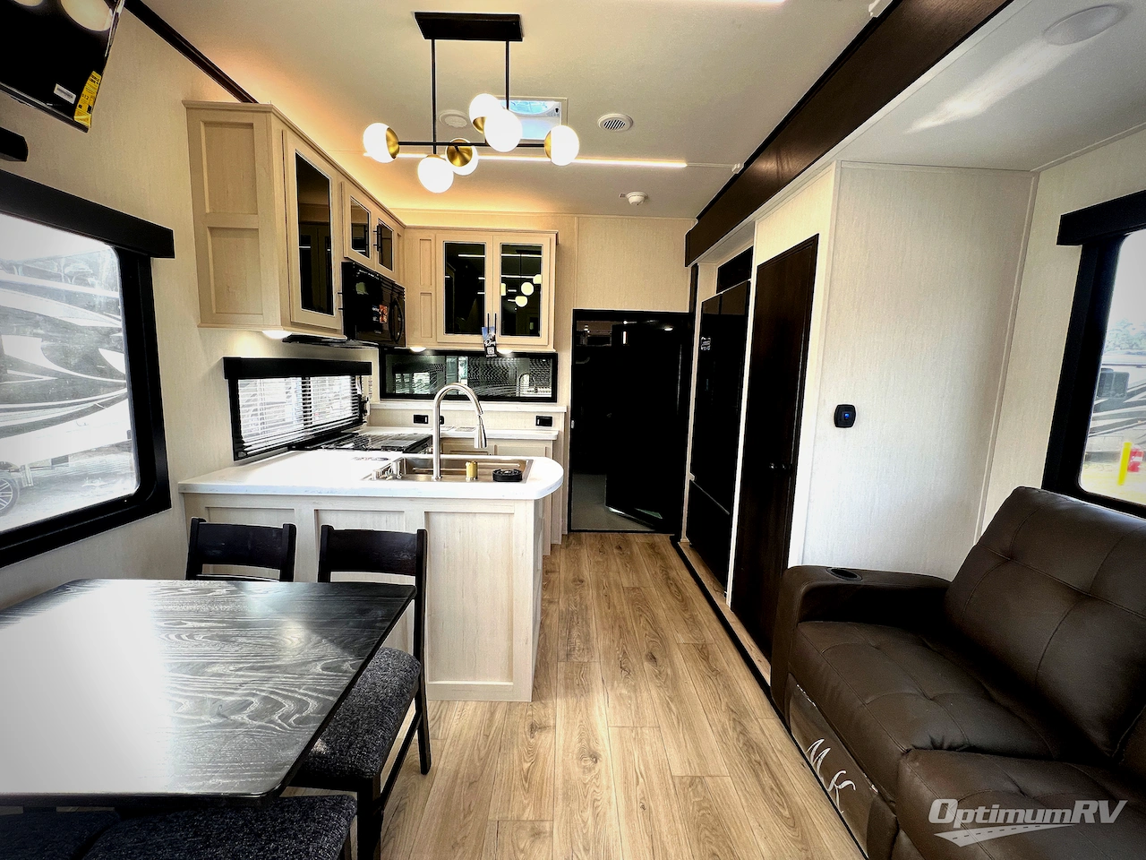 2026 Forest River Vengeance Rogue Armored 4015 Photo 4