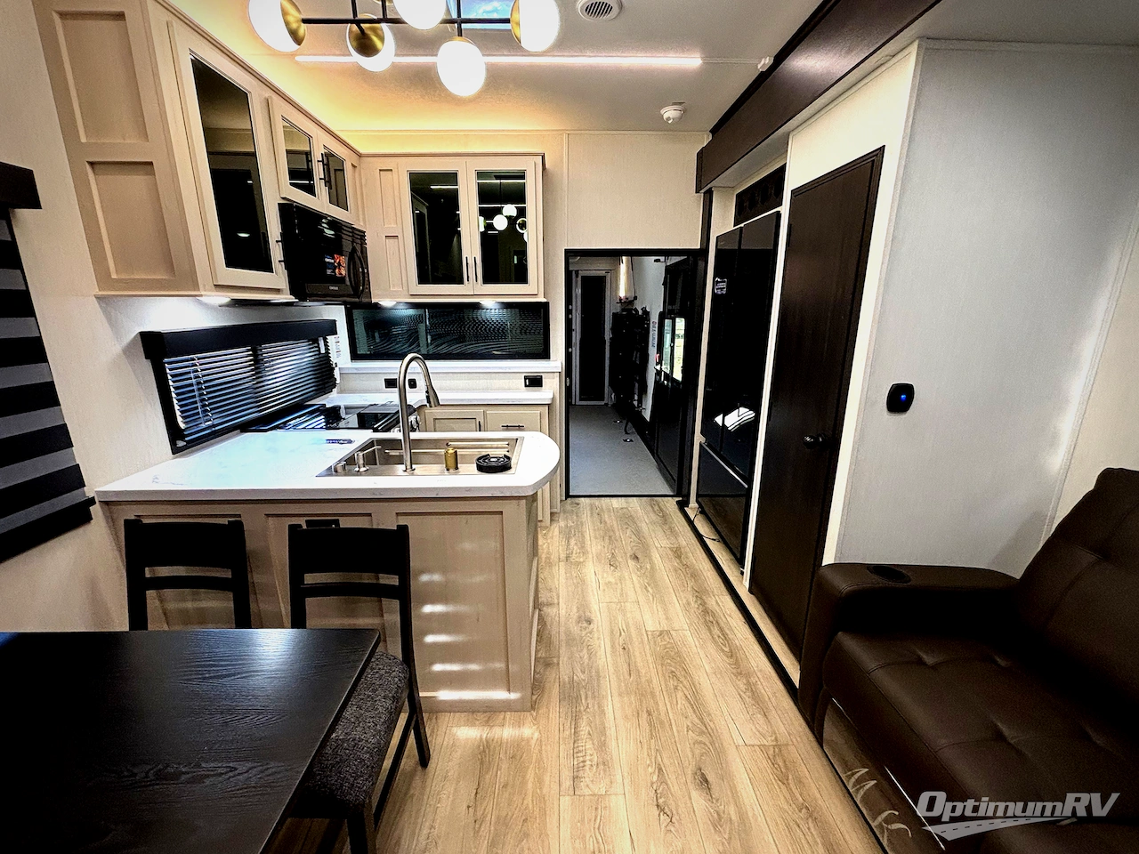 2026 Forest River Vengeance Rogue Armored 4015 Photo 4