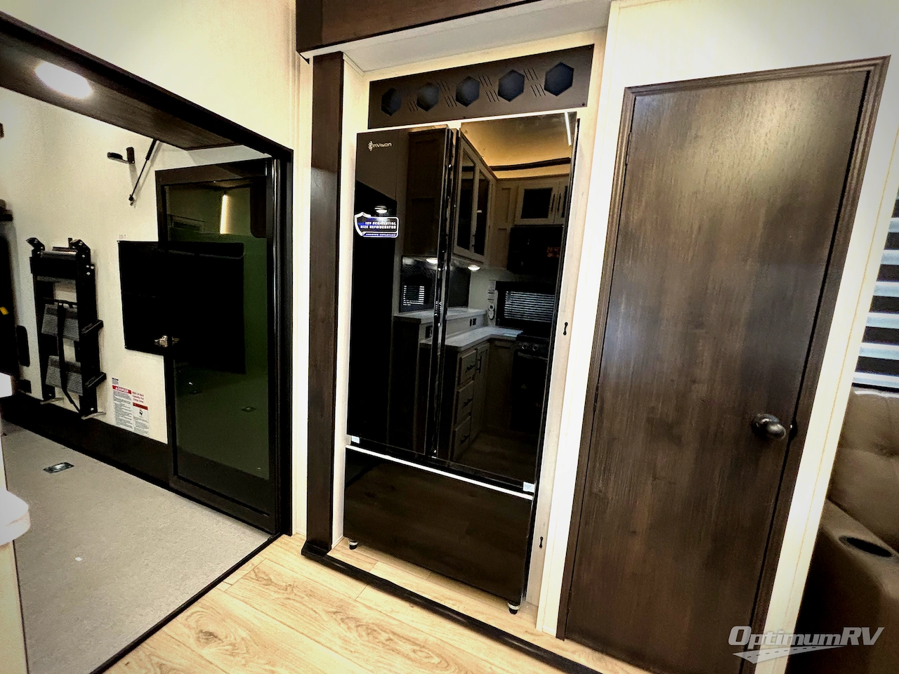 2026 Forest River Cherokee Rogue Armored 4015 Photo 19