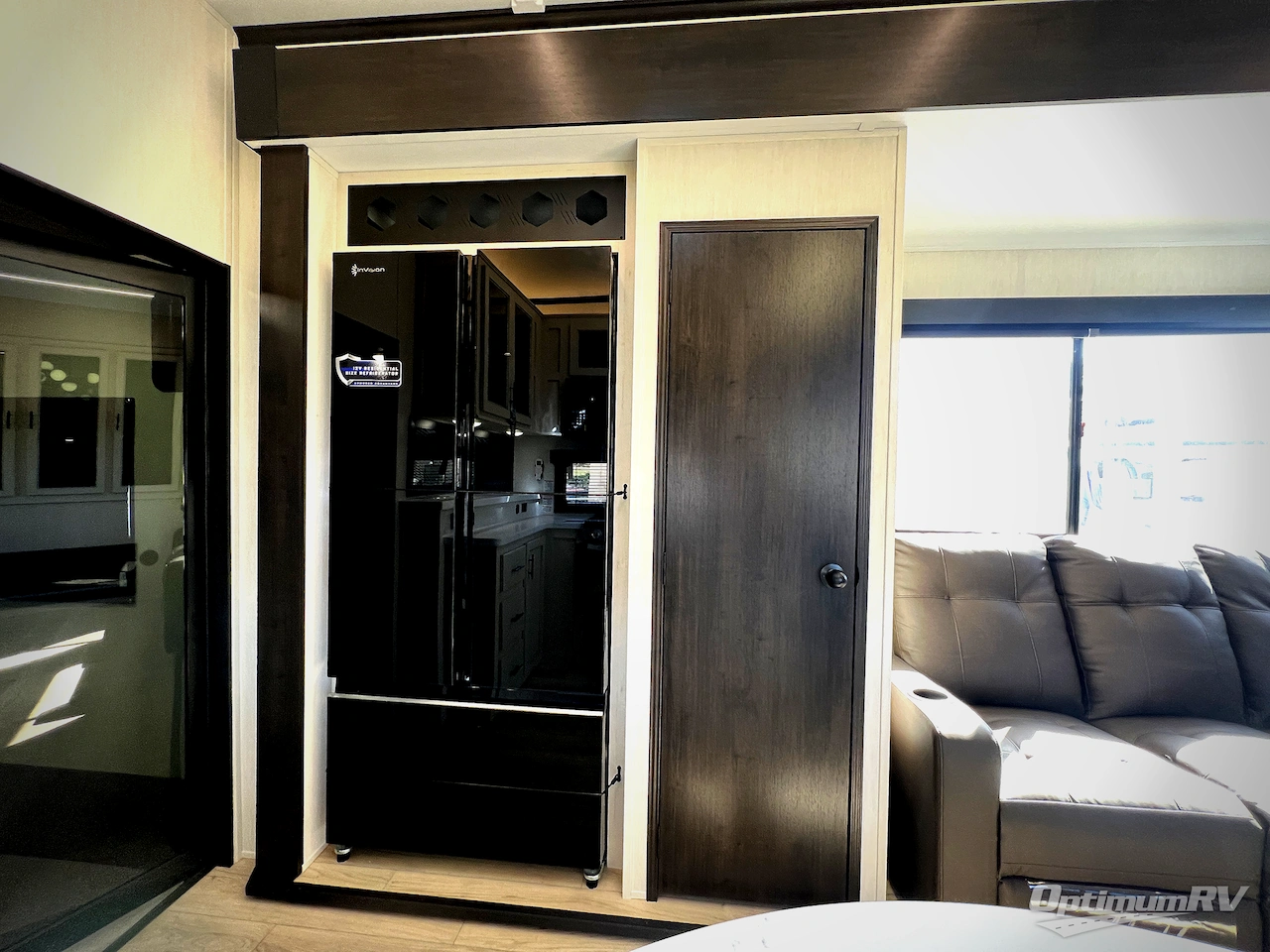 2026 Forest River Cherokee Rogue Armored 4015 Photo 12