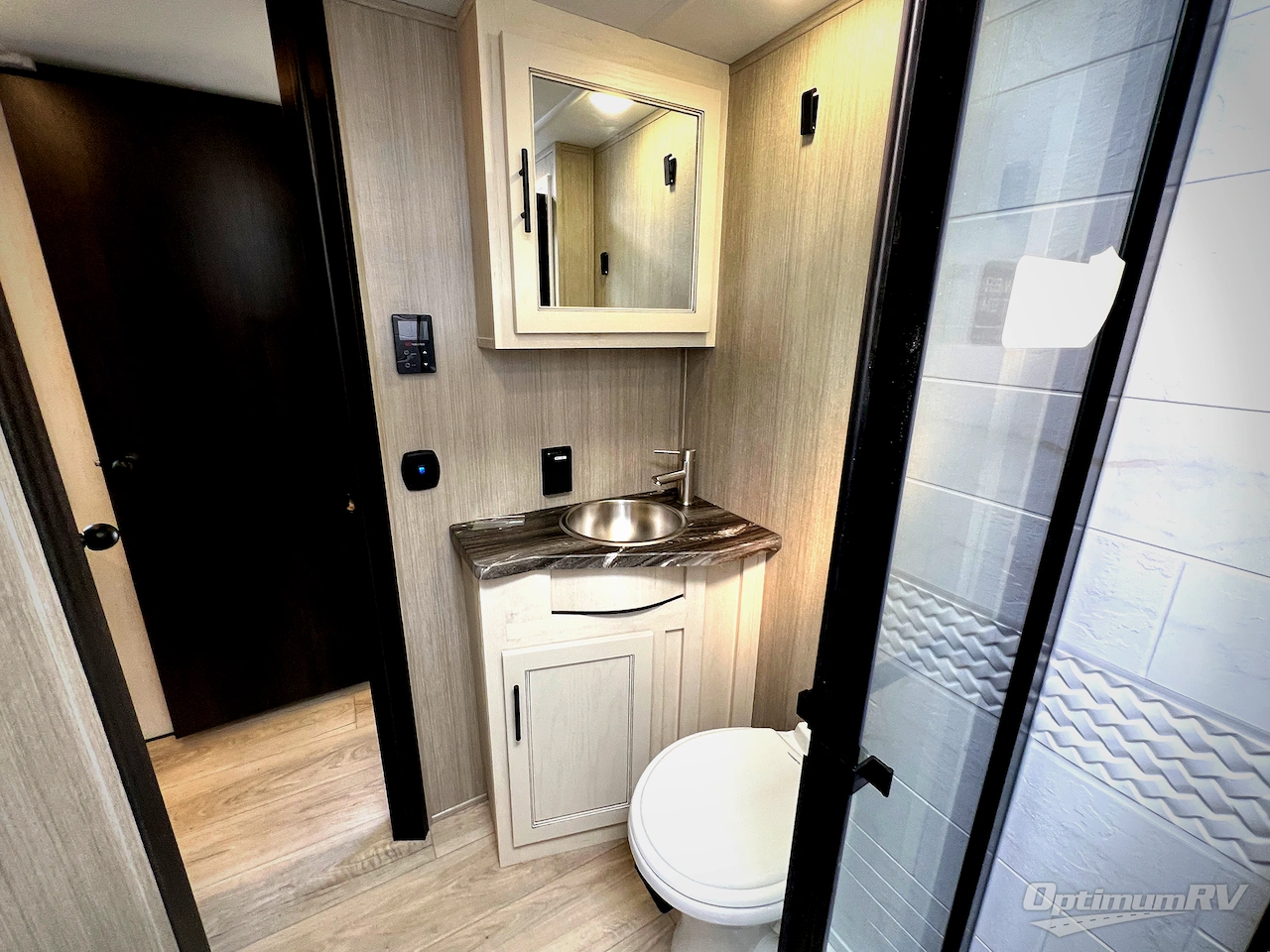 2026 Forest River Cherokee Rogue Armored 4015 Photo 21