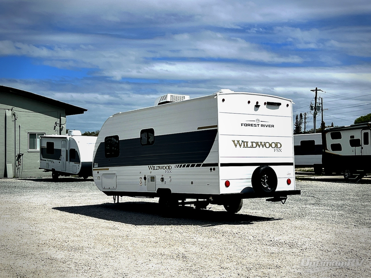 2026 Forest River Wildwood FSX LE 174DBLE Photo 2