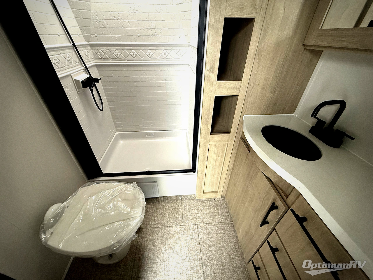 2025 Grand Design Imagine 2970RL Photo 17