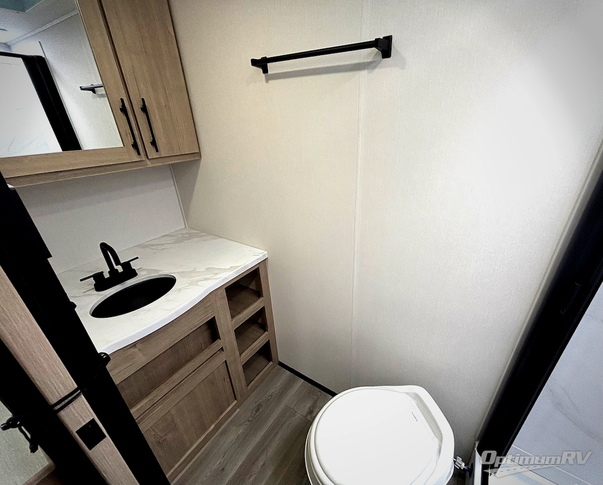 2026 Grand Design Imagine AIM 15RBA Photo 9