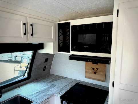 2025 Venture SportTrek ST291VRK RV Photo 3