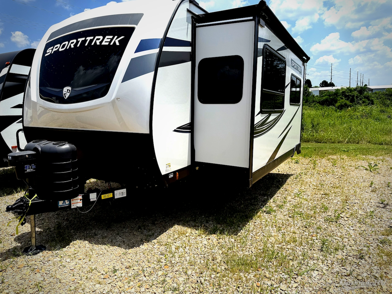 2025 Venture SportTrek ST291VRK Photo 2
