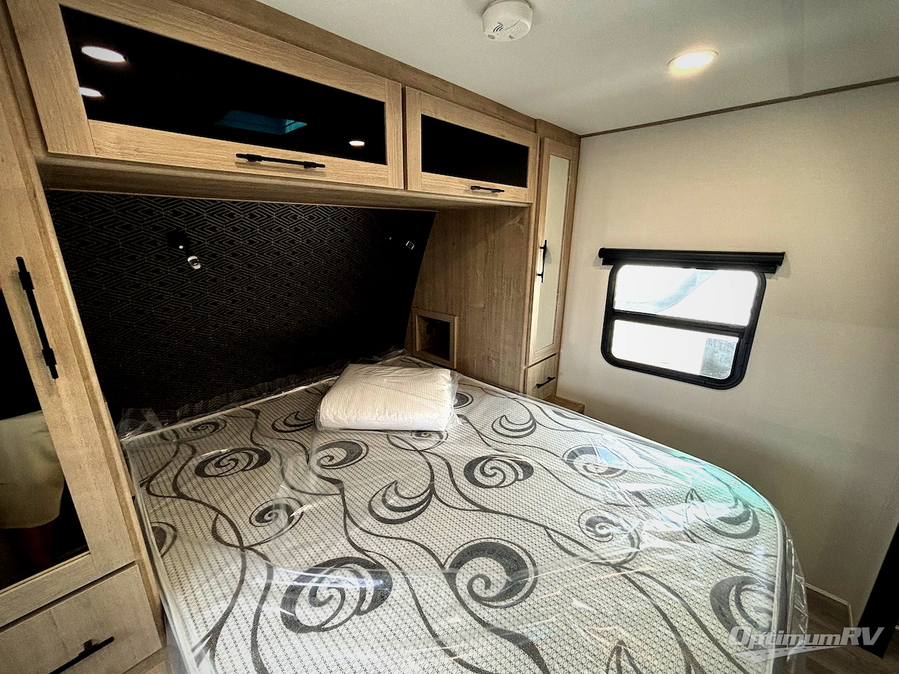 2026 Grand Design Imagine XLS 22RBE Photo 11