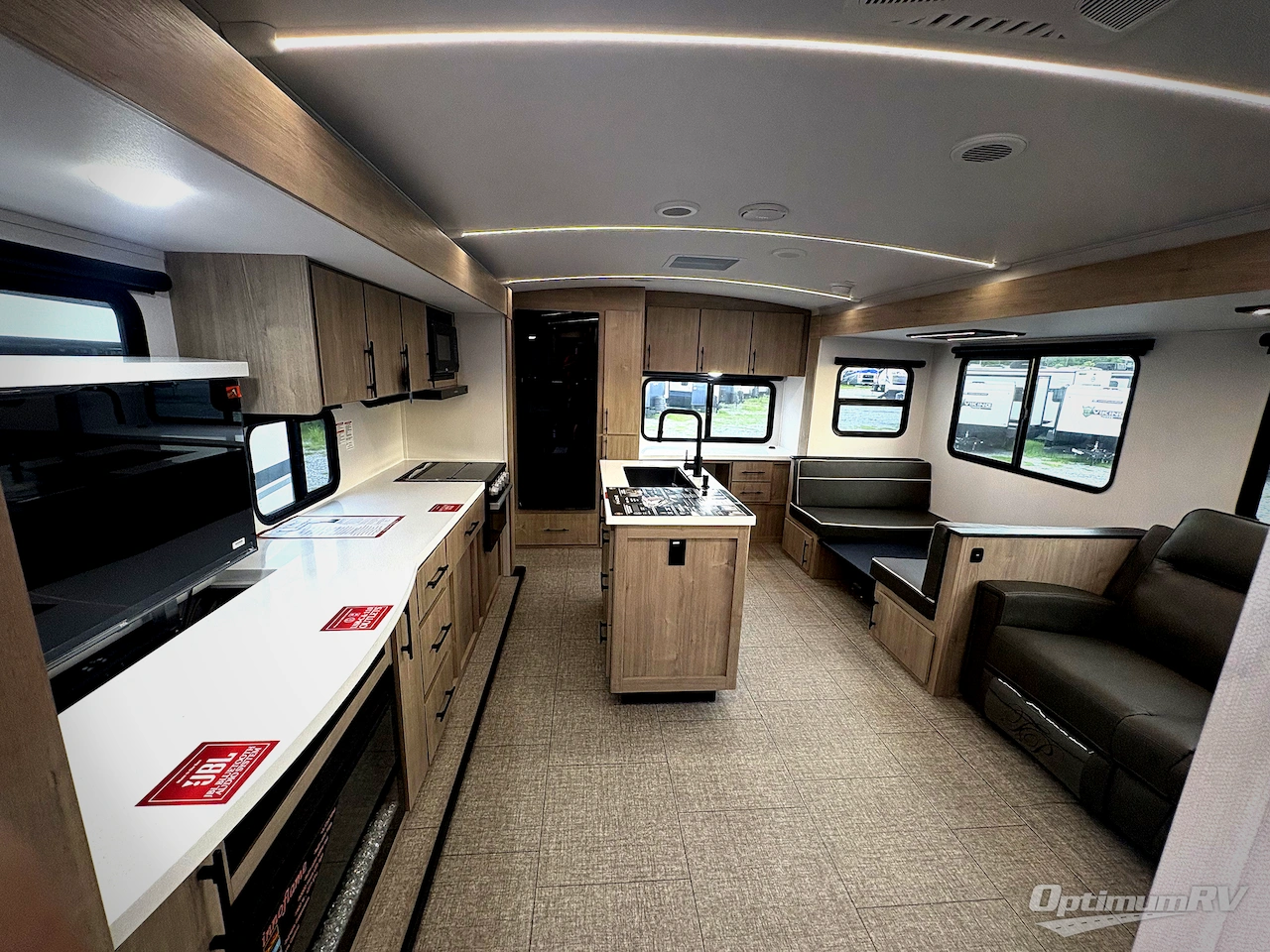 2025 Grand Design Imagine 2670MK Photo 5