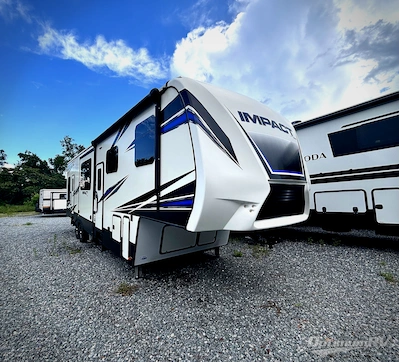 Used 2019 Keystone Impact 341 Featured Photo