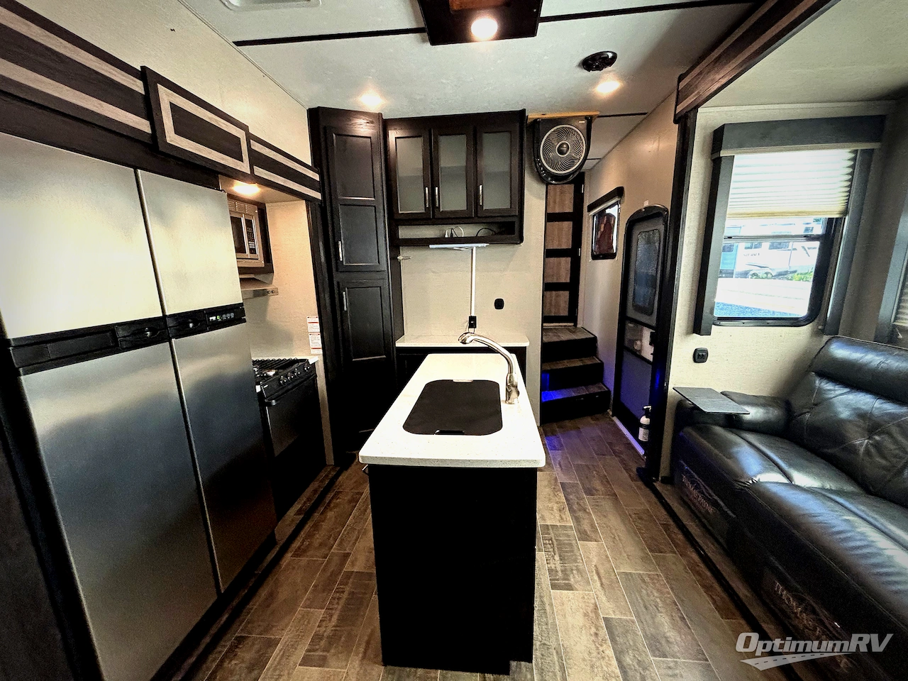 2019 Keystone Impact 341 Photo 11