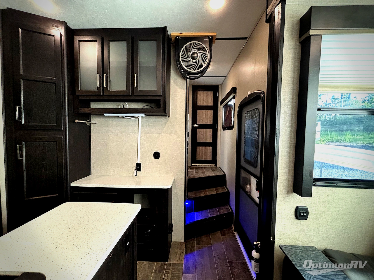 2019 Keystone Impact 341 Photo 16