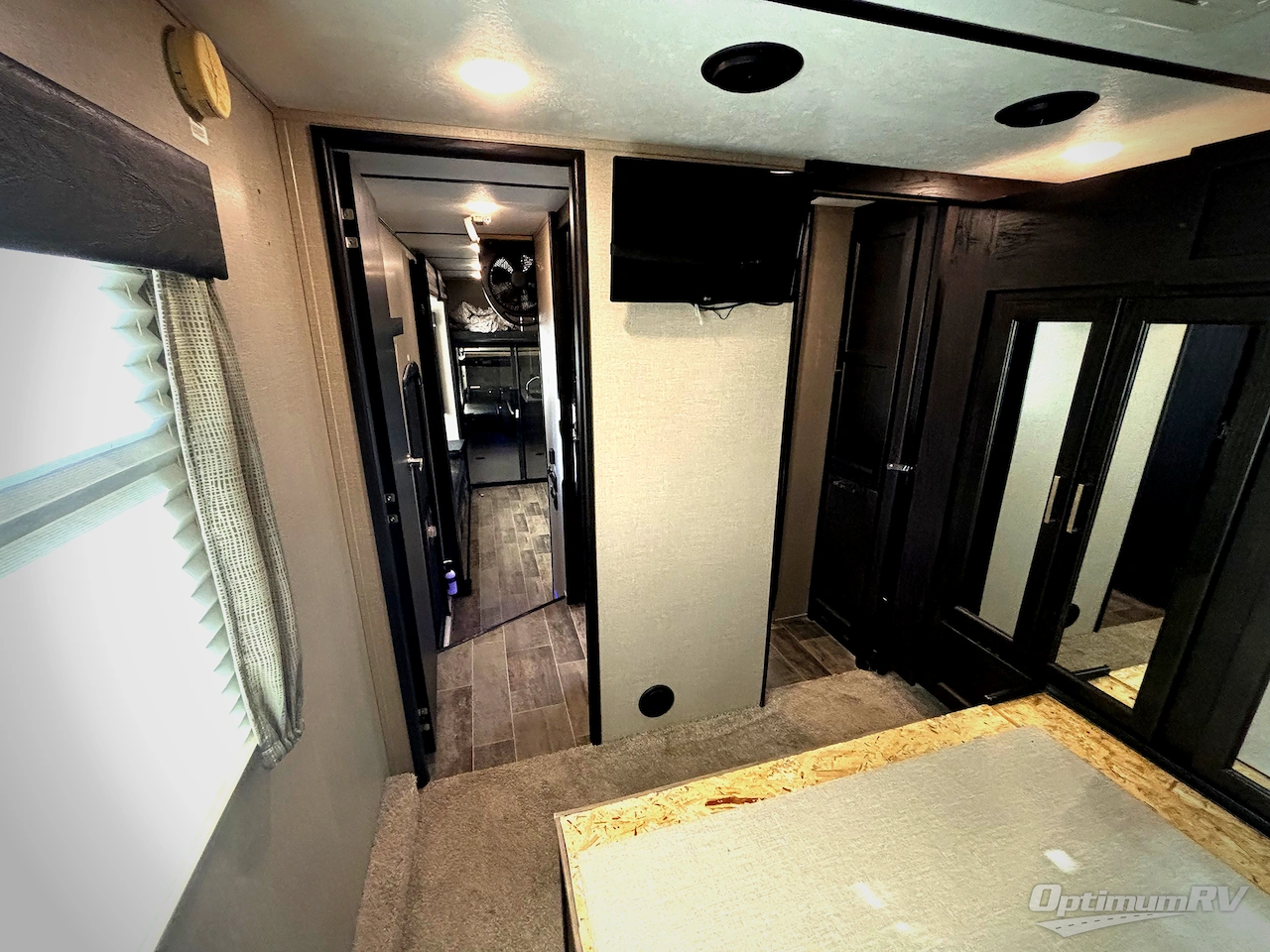 2019 Keystone Impact 341 Photo 24