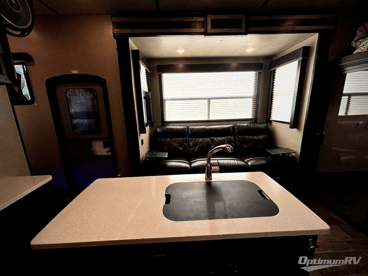 2019 Keystone Impact 341 Photo 25