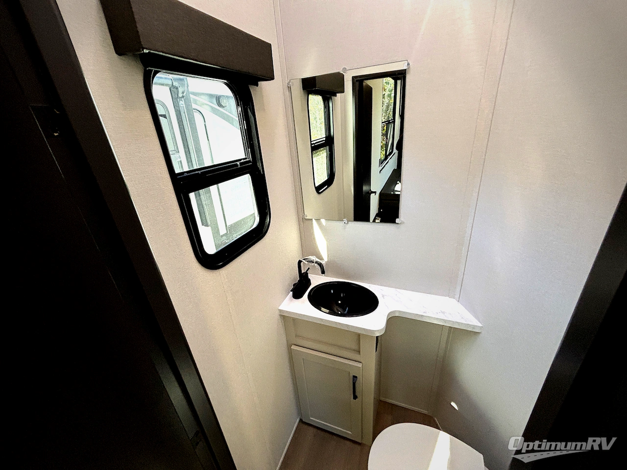 2026 Grand Design Momentum G-Class 350G Photo 14