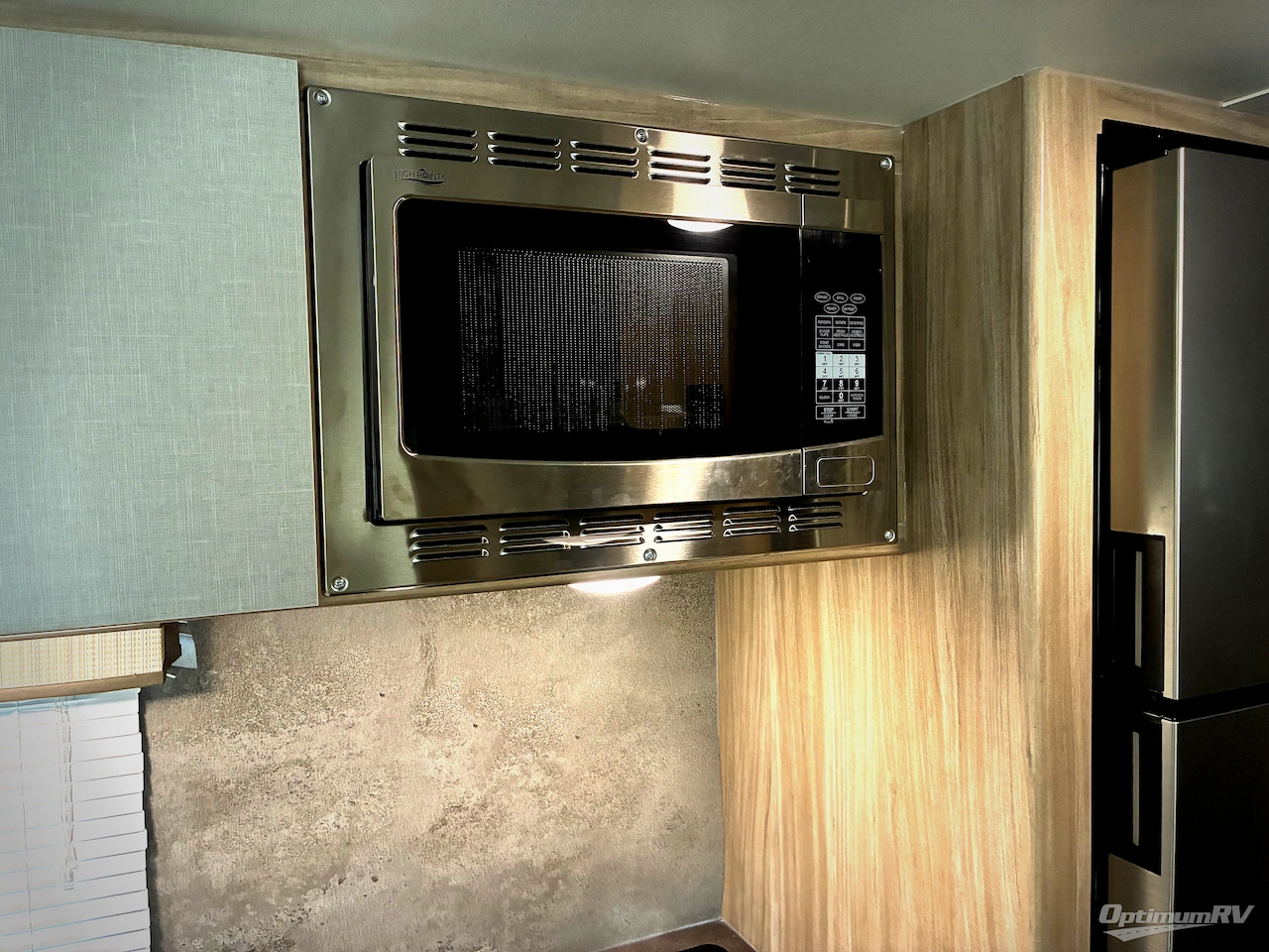 2022 Winnebago Towables Micro Minnie 2306BHS Photo 12