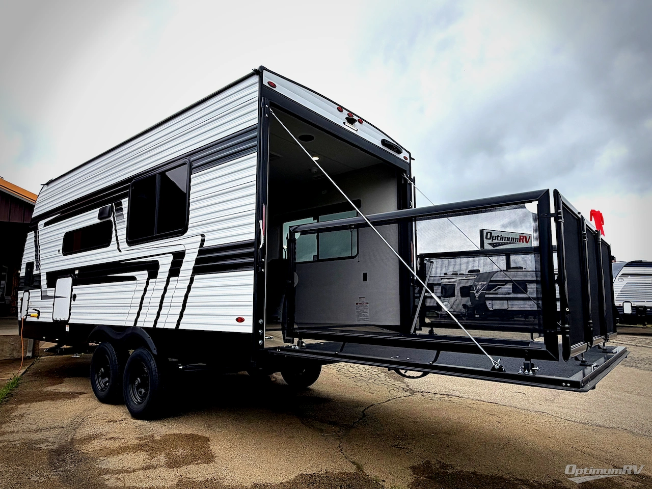 2026 Grand Design Momentum MAV 17MAV Photo 3