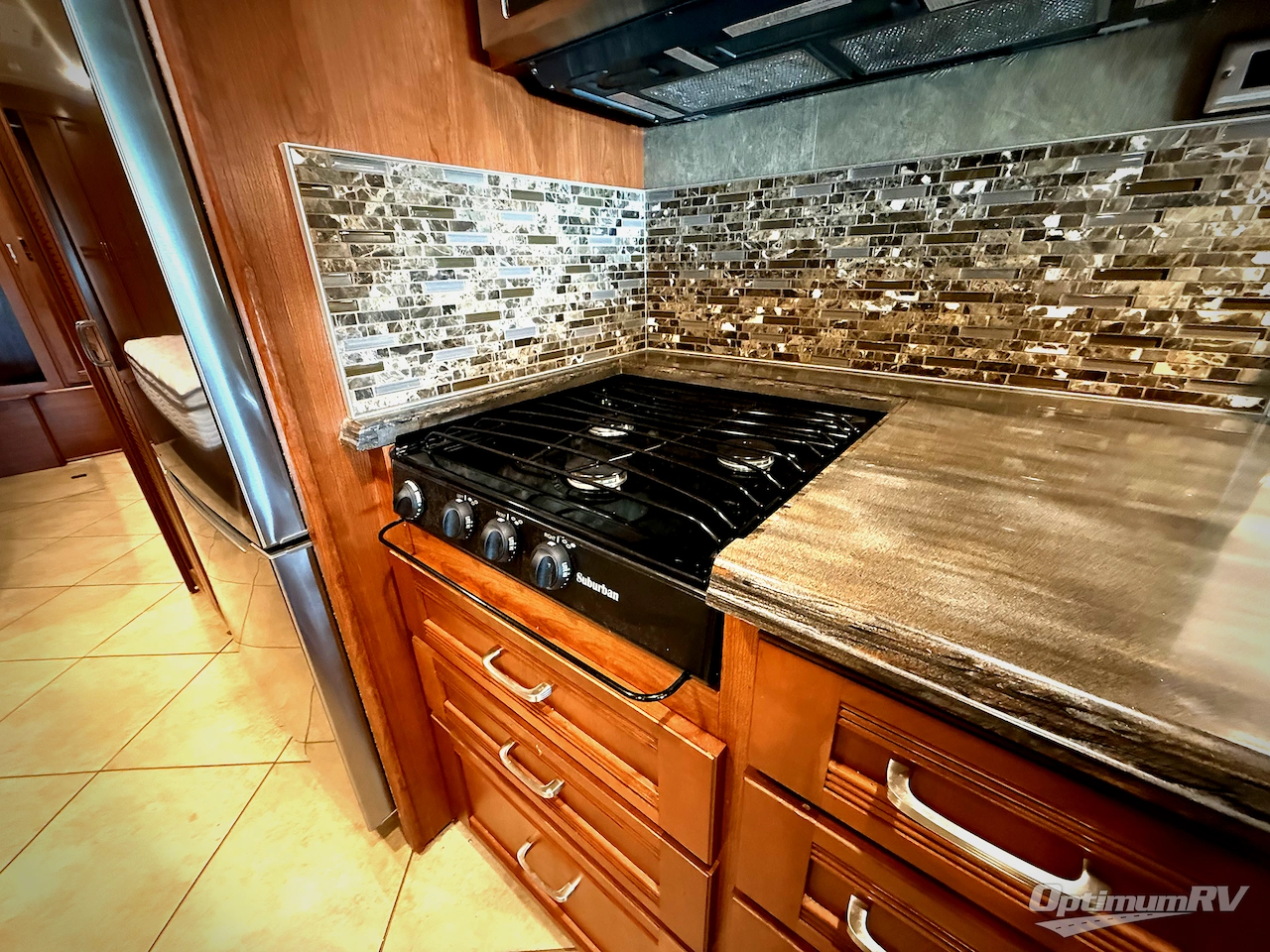 2016 Winnebago Forza 36G Photo 11