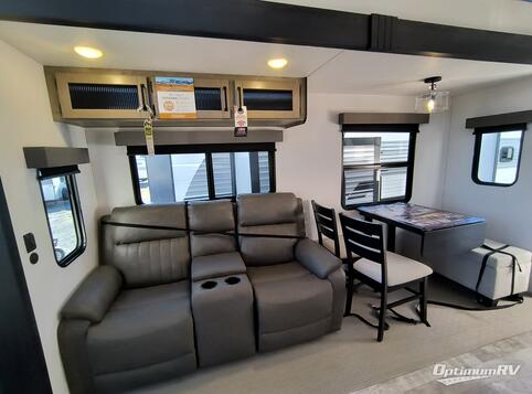 2025 Palomino Puma Destination 402LFT RV Photo 2