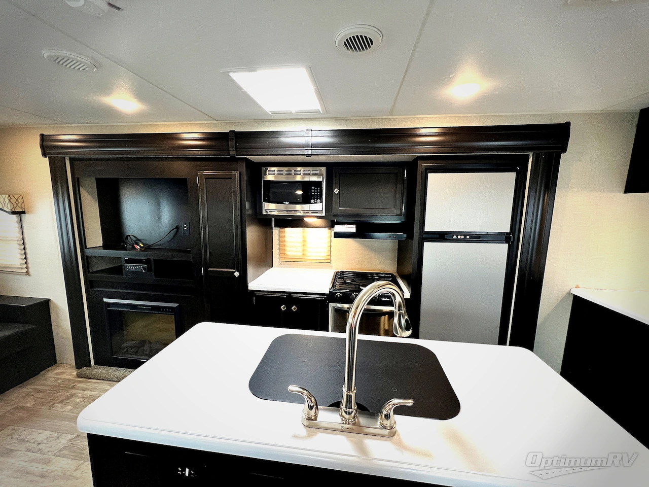 2018 Venture SportTrek 290VIK Photo 6