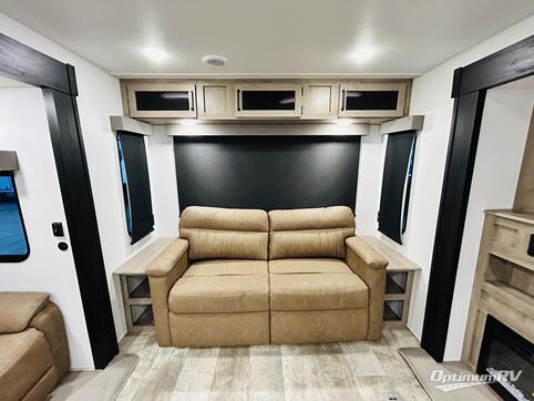 2025 Palomino Puma 31RLQS RV Photo 3