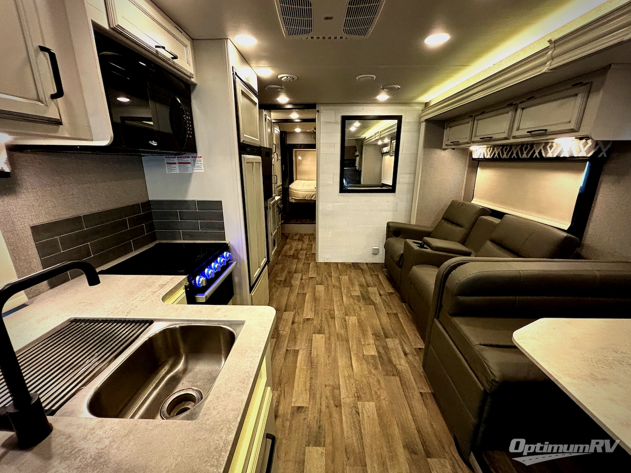 2021 Jayco Greyhawk 30Z Photo 4
