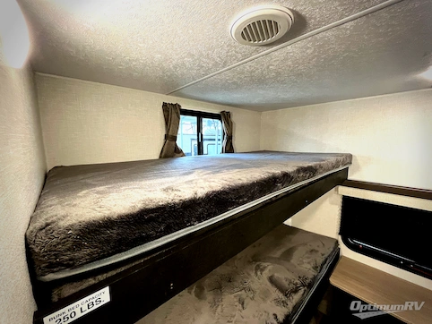 2025 Venture Sienna SA281VQB RV Photo 4