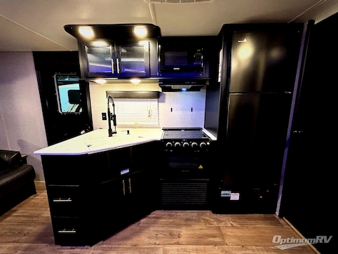 2022 Forest River Cherokee Grey Wolf 27RR RV Photo 2