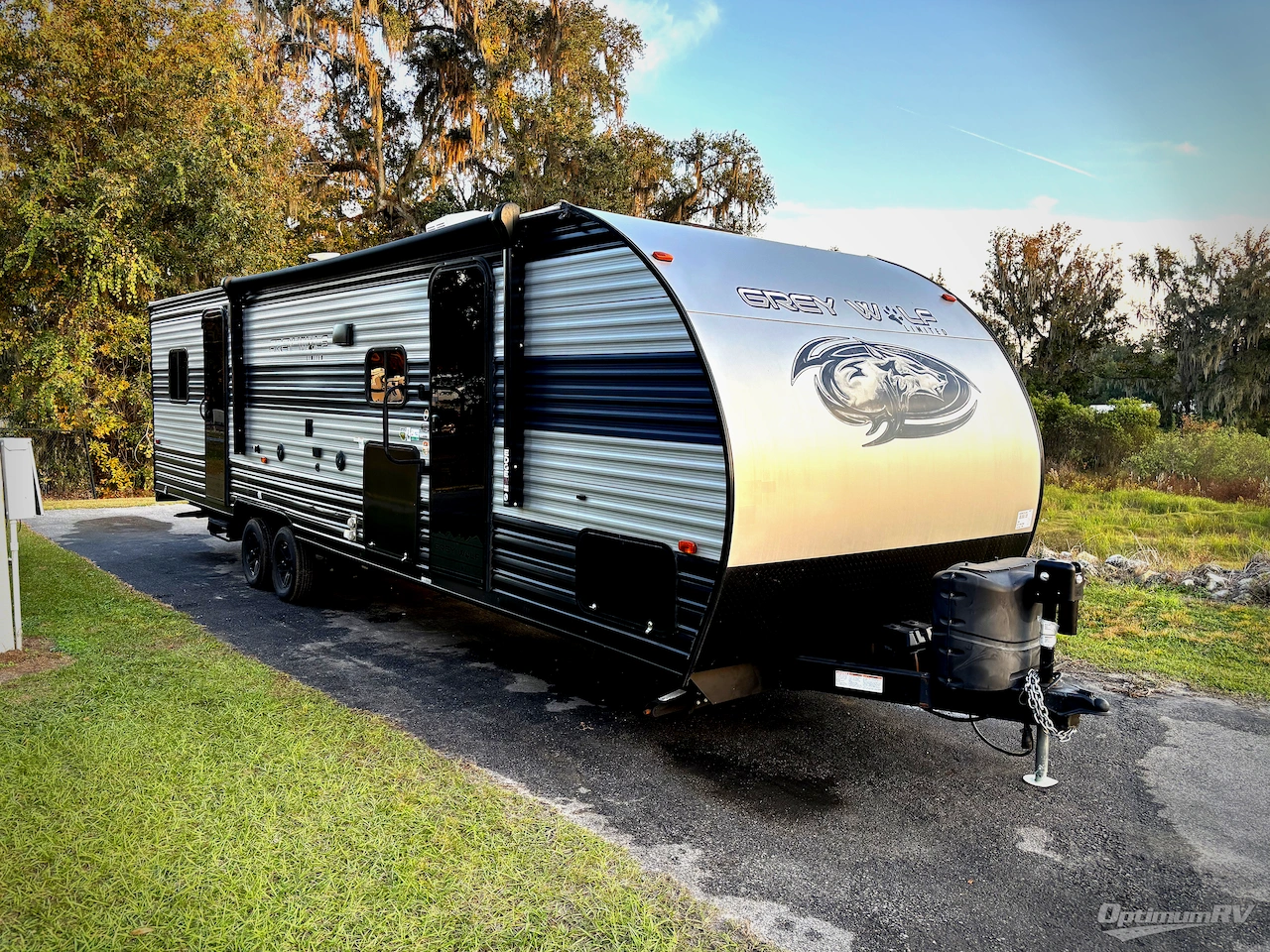 2022 Forest River Cherokee Grey Wolf 27RR Photo 1