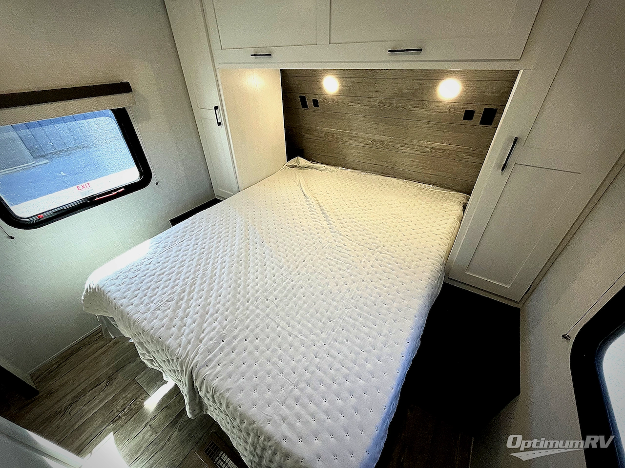 2025 Venture Sienna SA271VBH Photo 26