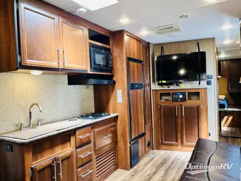 2017 Prime Time Fury 2614X RV Photo 3