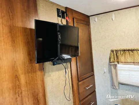 2017 Prime Time Fury 2614X RV Photo 4