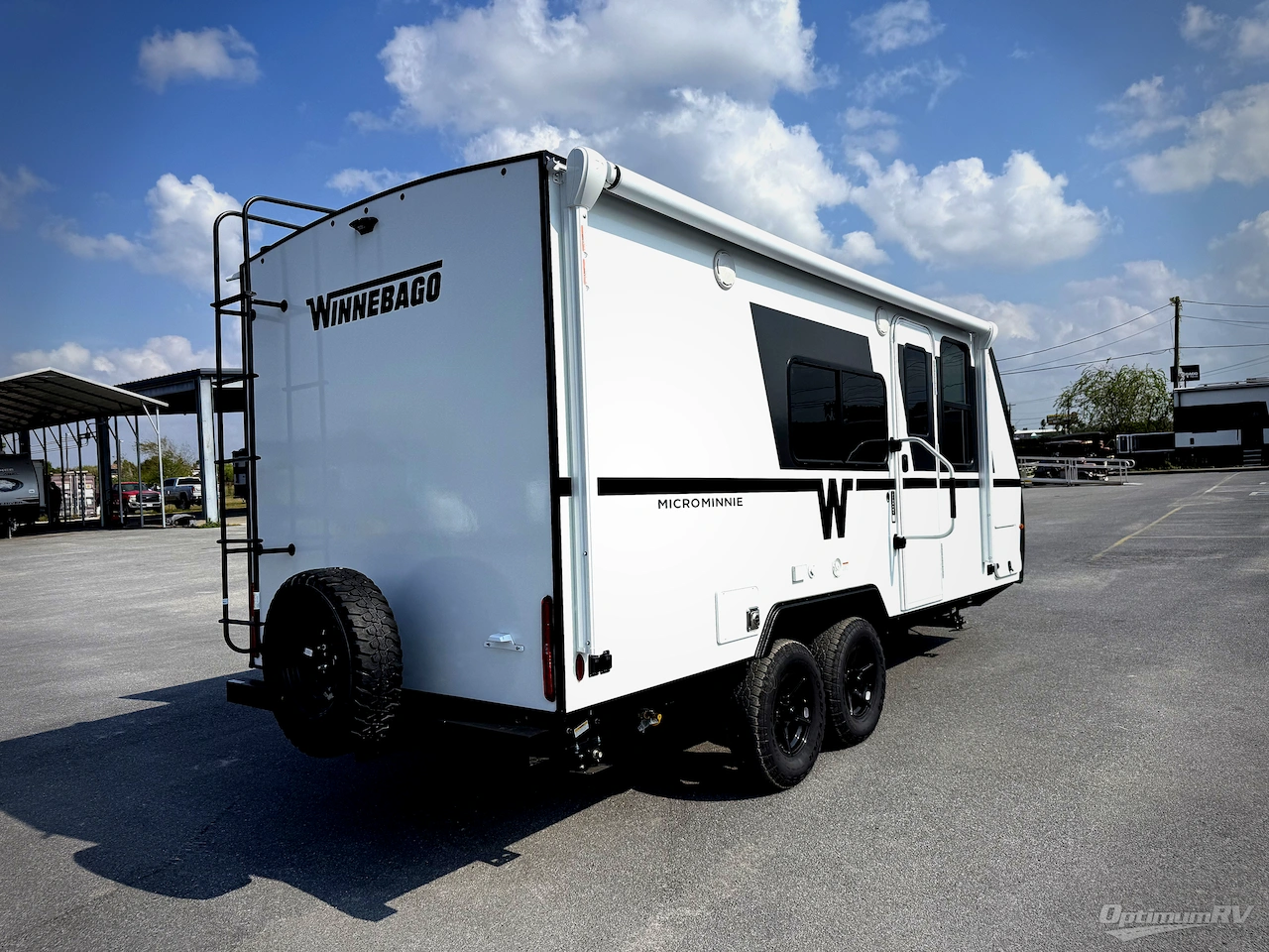 2026 Winnebago Micro Minnie 2108FBS Photo 2