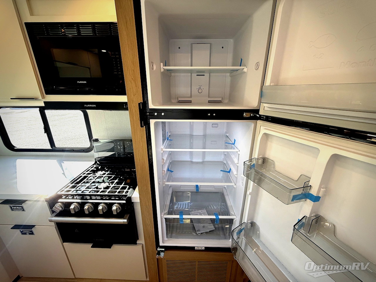 2026 Winnebago Thrive 26FKD Photo 12