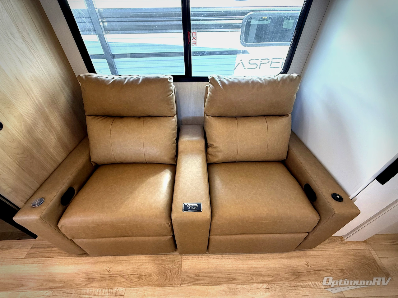 2026 Winnebago Thrive 22MLS Photo 5