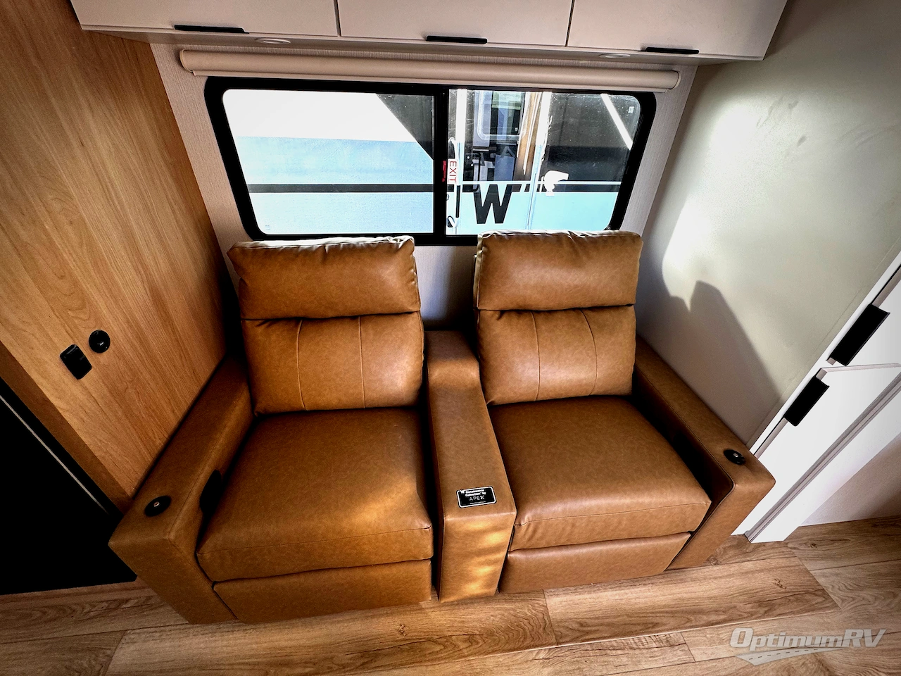 2026 Winnebago Thrive 22MLS Photo 4