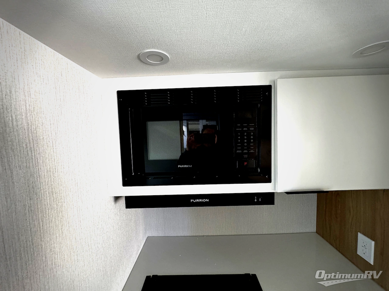 2026 Winnebago Thrive 22MLS Photo 7