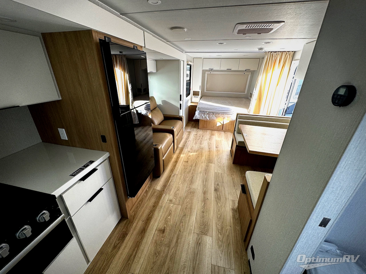 2026 Winnebago Thrive 22MLS Photo 11