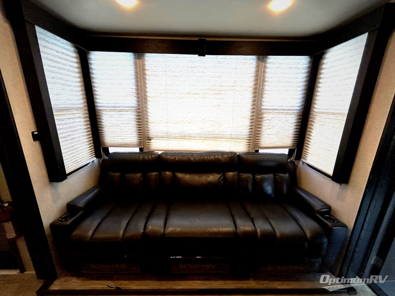 2019 Keystone Carbon 357 Photo 15