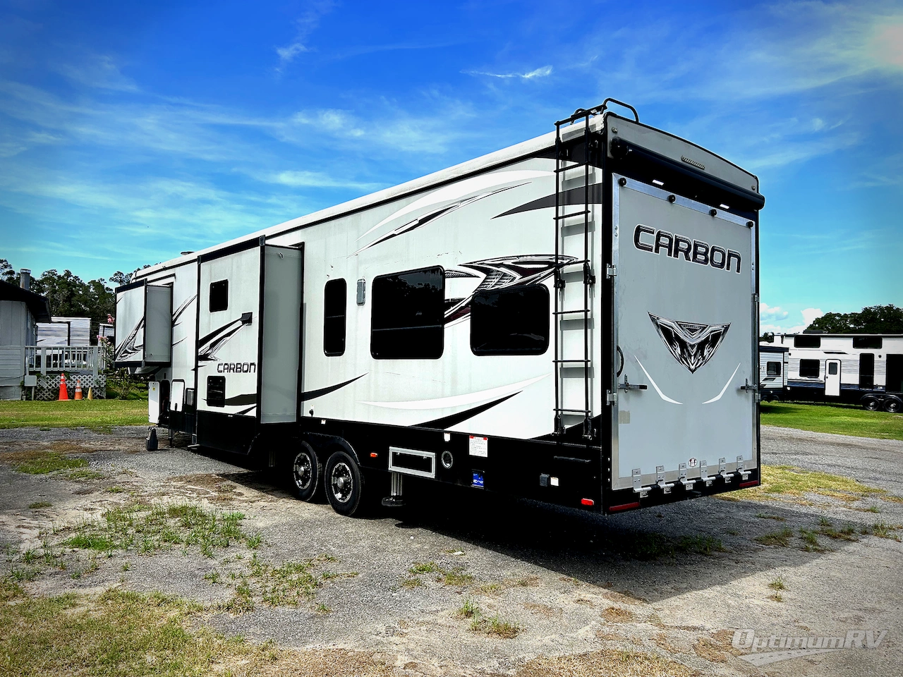 2019 Keystone Carbon 357 Photo 3