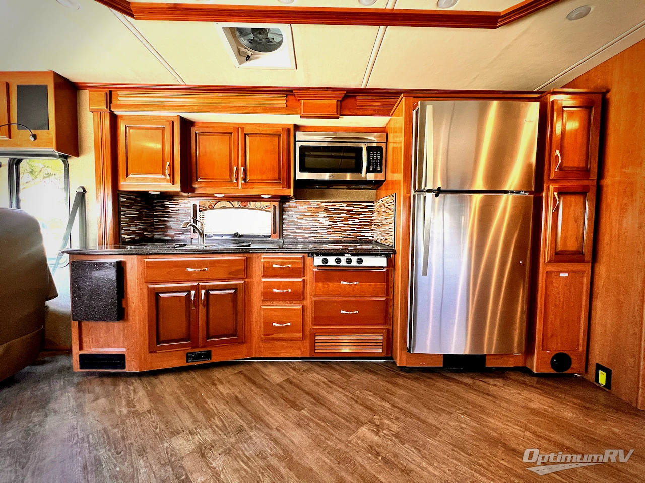 2019 Fleetwood Pace Arrow LXE 38K Photo 13