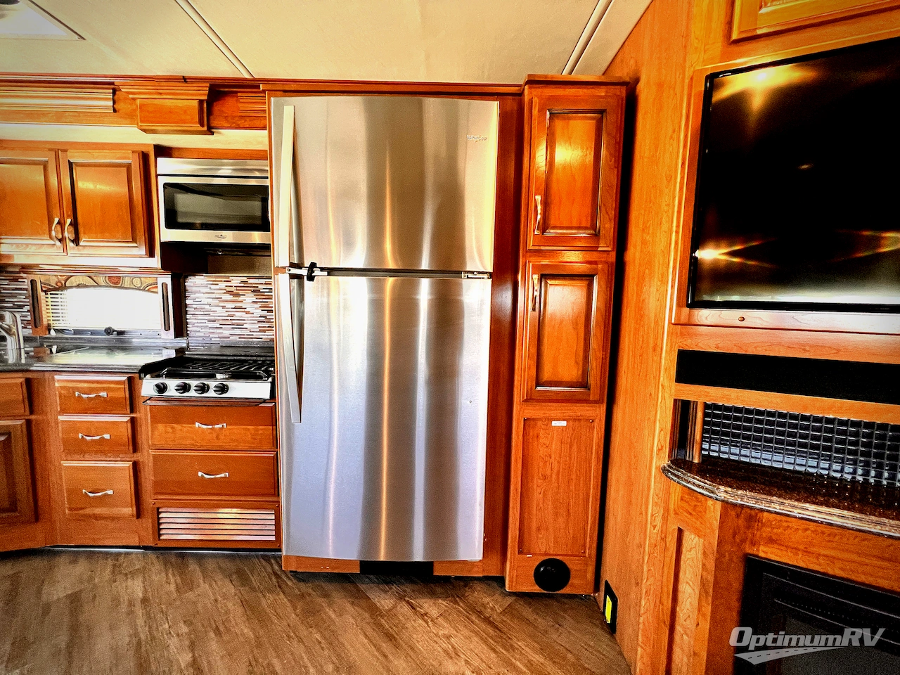 2019 Fleetwood Pace Arrow LXE 38K Photo 17