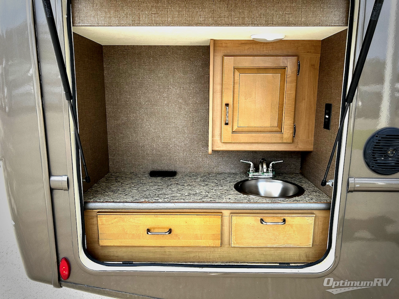 2018 Thor Hurricane 34P Photo 25