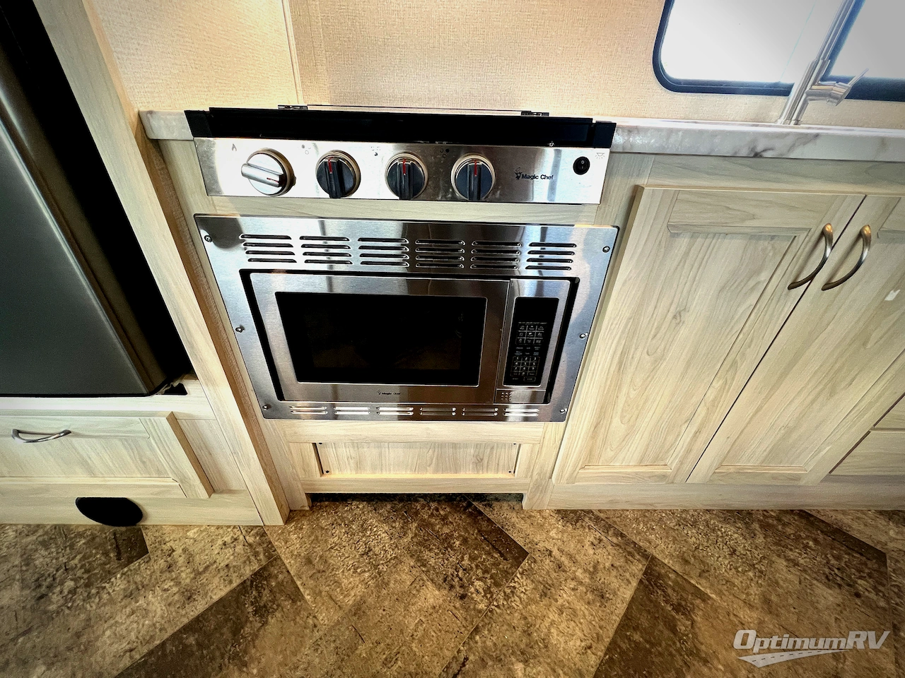 2020 Forest River Sunseeker LE 2550DSLE Chevy Photo 12