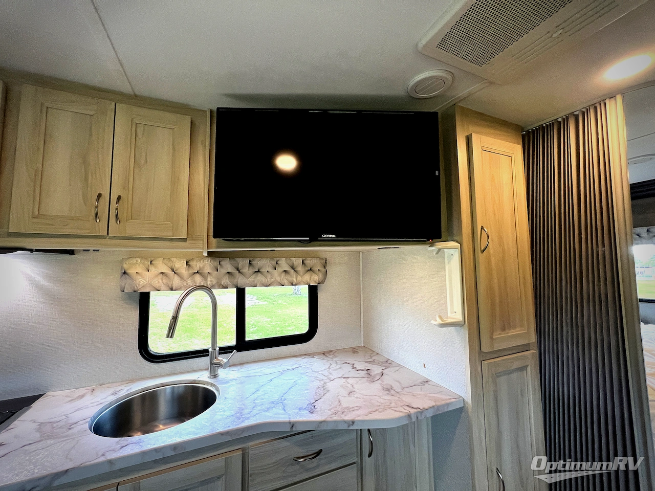 2020 Forest River Sunseeker LE 2550DSLE Chevy Photo 15