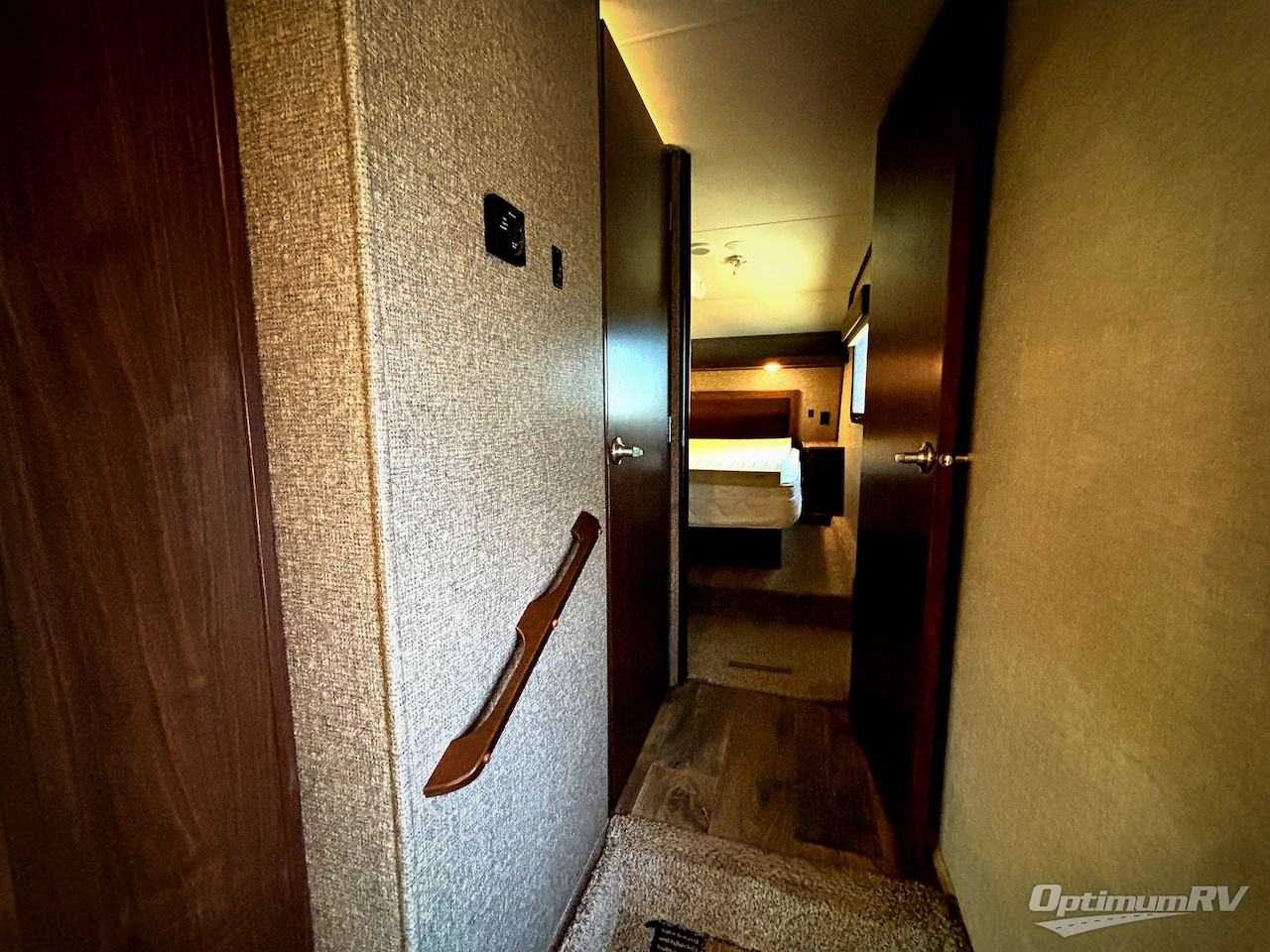 2016 Heartland Sundance XLT 298BH Photo 21