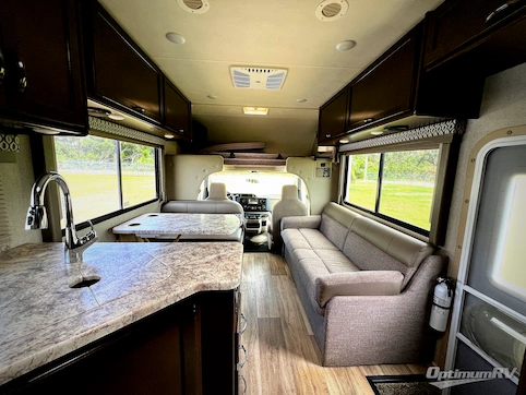 2020 Thor FREEDOM ELITE 26HE RV Photo 2