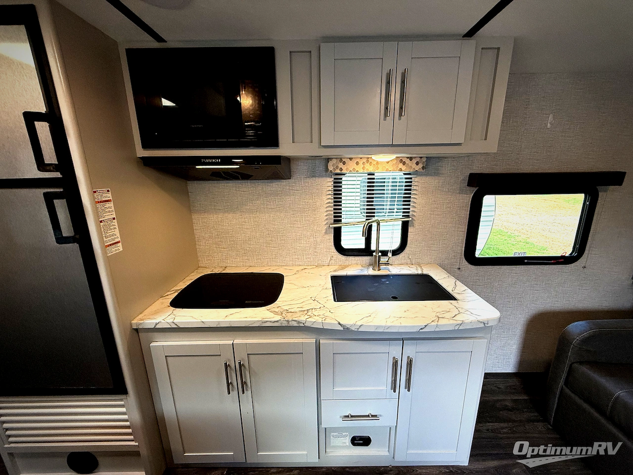 2021 Keystone Bullet Crossfire 2200BH Photo 8