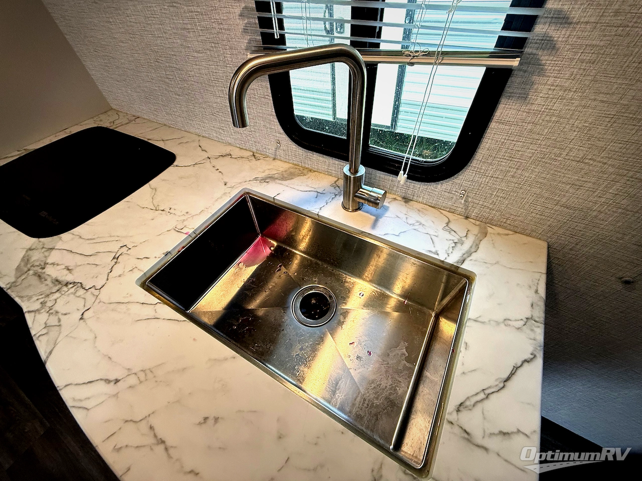 2021 Keystone Bullet Crossfire 2200BH Photo 9