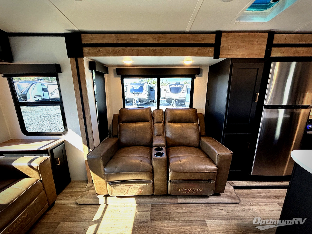 2022 Keystone Outback 330RL Photo 6