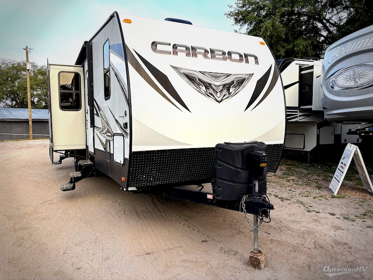 2018 Keystone Carbon 35 RV Photo 1
